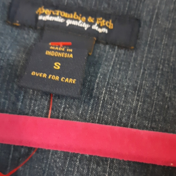 Jean jacket - Picture 3 of 7